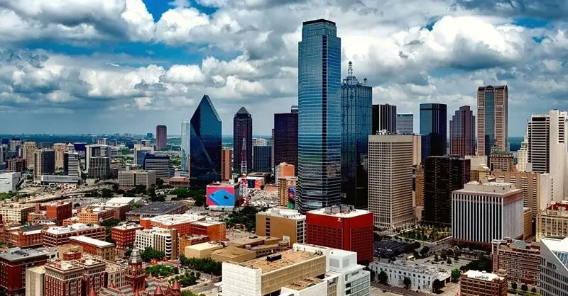 Unlock the potential of the Dallas-Fort Worth Metroplex with our comprehensive homebuyer's guide. Explore job opportunities, cultural diversity, and diverse housing options. Navigate submarkets and market trends for a successful home purchase in this dynamic region!