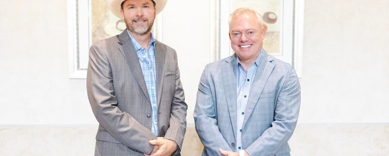 A luxury real estate brokerage headed by the nephew of Dallas Cowboys owner Jerry Jones has expanded with an office in Fort Worth.