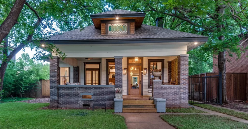 4610 Swiss Avenue stands as a beautiful example of the Craftsman bungalows that have populated the storied neighborhood since the early 1900s.